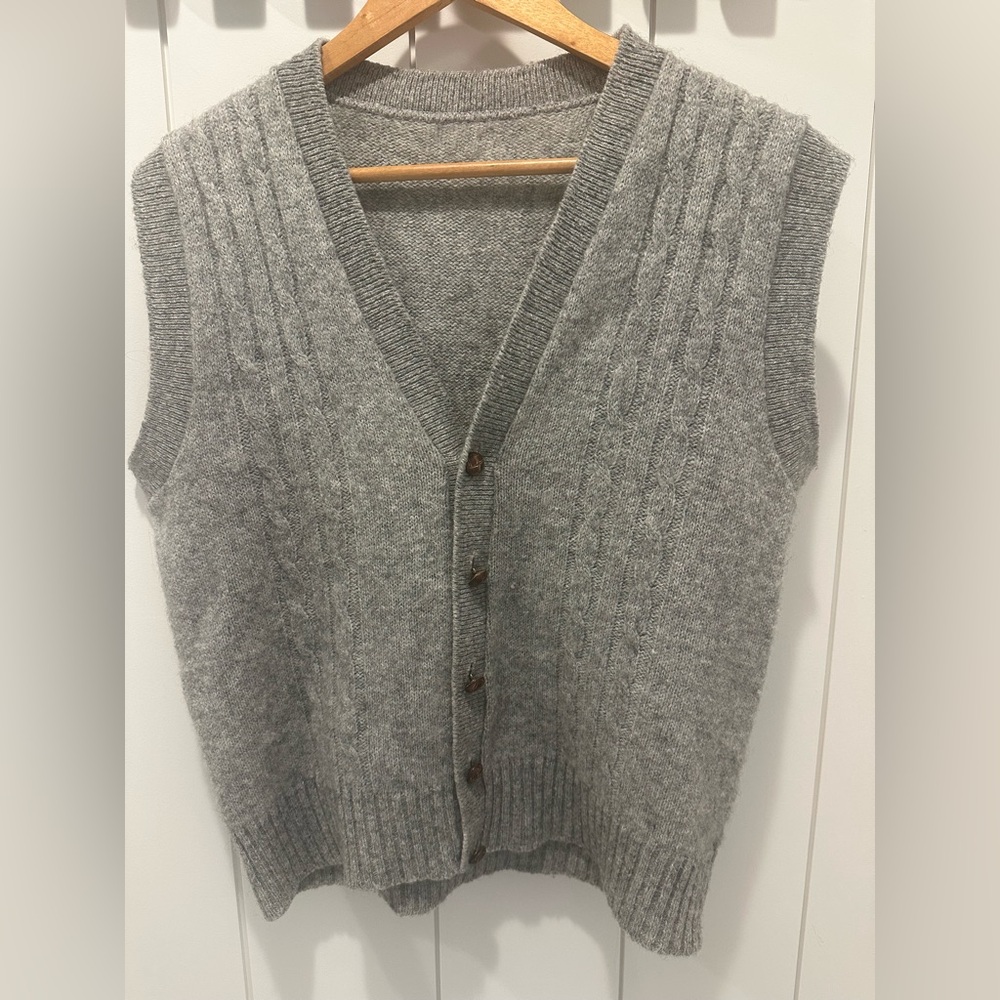 Unisex Grey Cable Knit Button-Front Sweater Vest